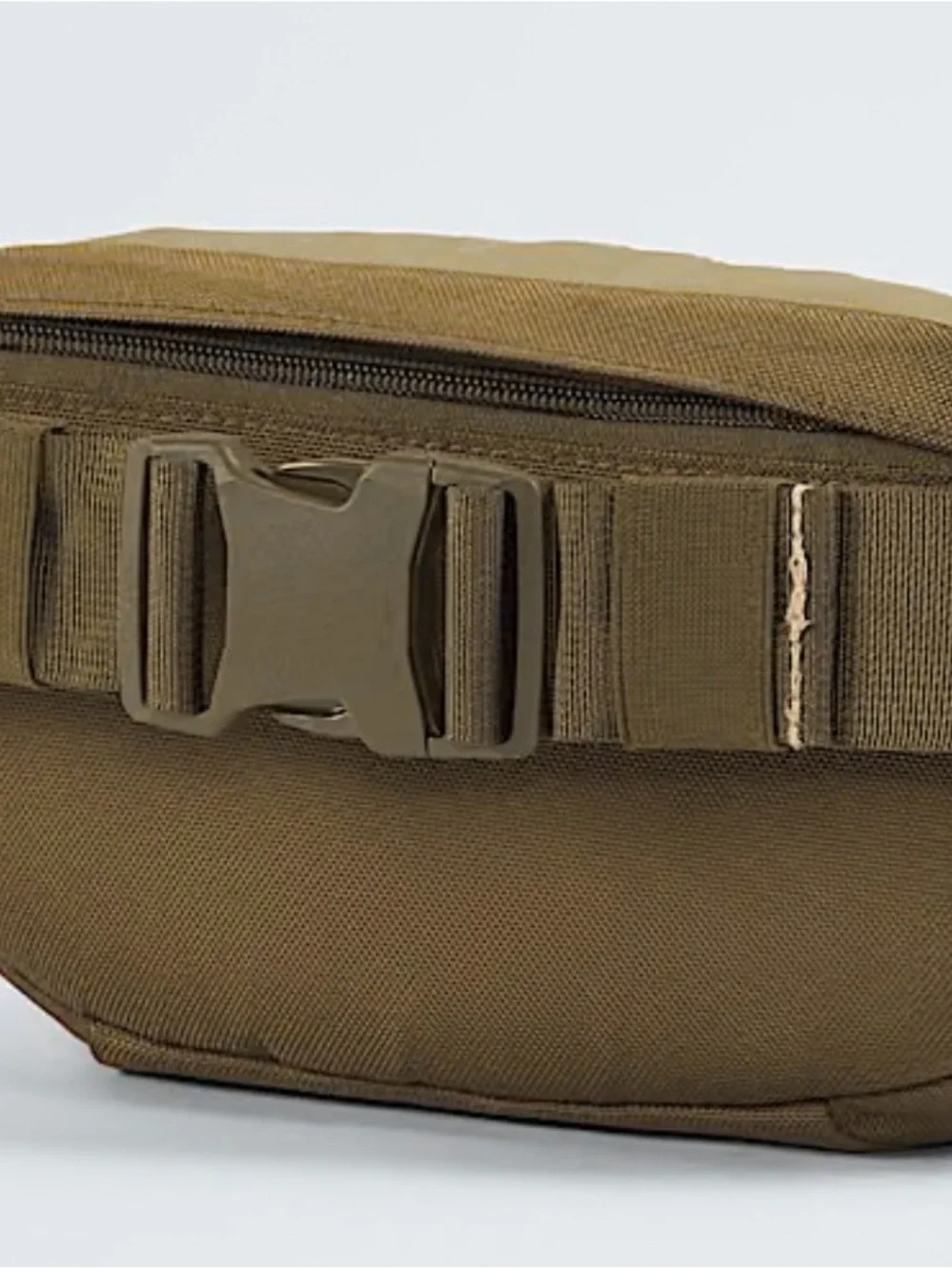 The North Face NWT Base Camp™ Voyager Lumbar Bag